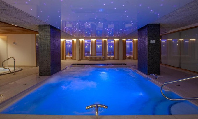 Sanxenxo Hotel | Experience Hotel Carlos I Silgar: Oceanfront Bliss Awaits!