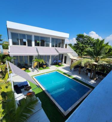Bocachica Hotel | Relax at Hotel Casa Cafur with Pool and Ocean Views