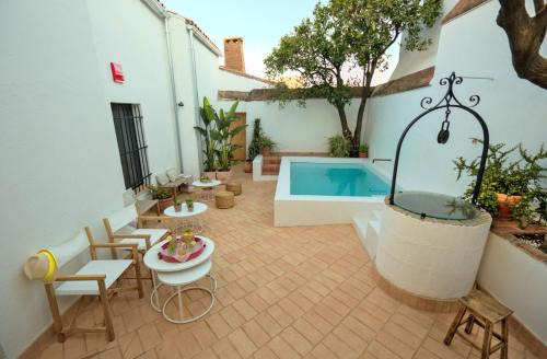 Zafra Old Town Hotel | Elegant Hotel Casa Ernestina with Oceanfront Pool Access