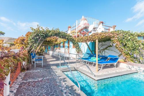 Succhivo Hotel | Experience Hotel Casa Giuseppina: 9.6/10 & Oceanfront Bliss