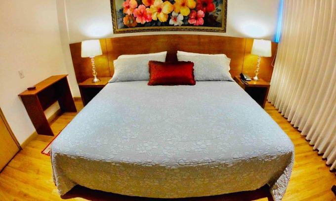 Quinta Paredes Hotel | Affordable 4-Star Stay at Hotel Casa Mahanaim Colferias