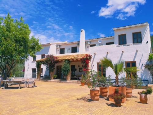 Alcalali House | Guest Rated 10/10 at Castell de la Solana with Ocean Views