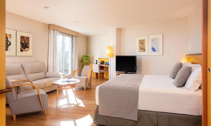 Castello de la Plana Hotel | Experience Comfort at Hotel Castellon Center by Meliá