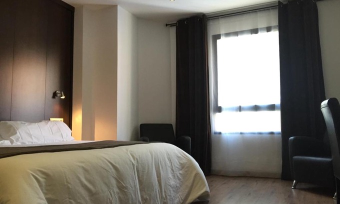 Villarrobledo Hotel | Family-Friendly Hotel Castillo with Top Amenities & Great Rating