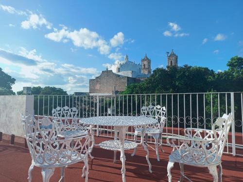 Chichen Itza - Valladolid Hotel | Family-Friendly Hotel Catedral Valladolid with Pool Access