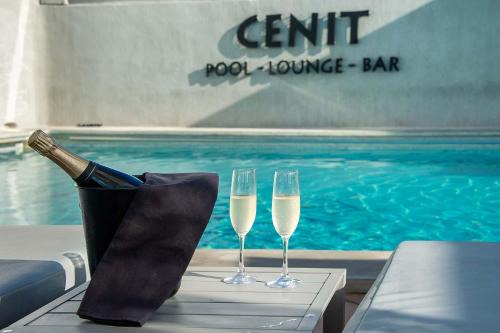 Ibiza City Centre Apartment | Experience Hotel Cenit & Apts. Sol y Viento with Ocean Views