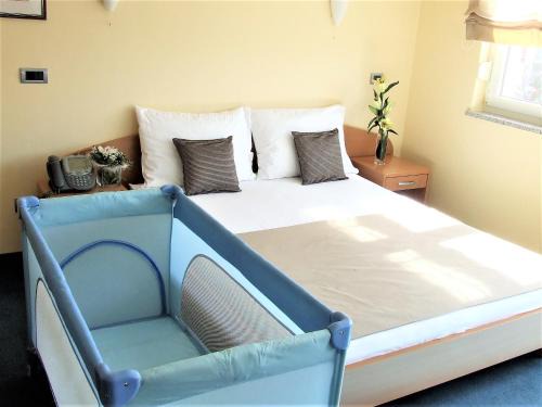 Slavonski Brod Hotel | Welcoming Hotel Central Slavonski Brod with Breakfast Included