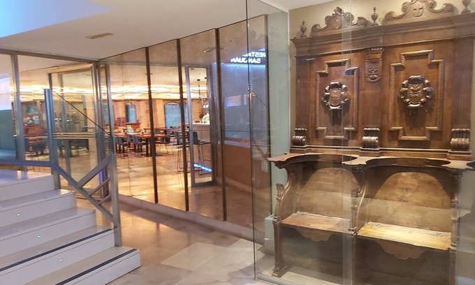 Burgos Hotel | Discover Comfort at Hotel Centro Los Braseros - 8.4/10 Rating