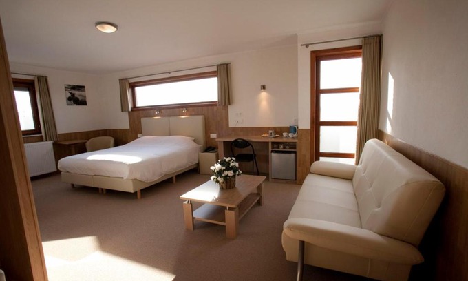 Wijnendale Hotel | Family-Friendly Retreat at Hotel Chamdor - Guest Rated 8/10