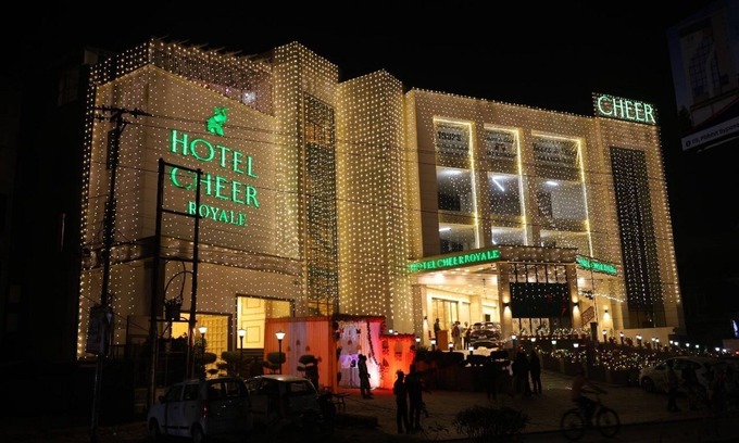 Bareilly Hotel | Hotel Cheer Royale