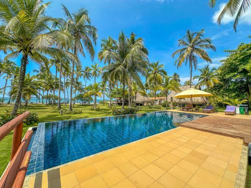 Palomino Hotel | Experience Hotel Chiniu: 4-Star Oceanfront Retreat