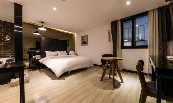 Buldang-dong Hotel | Eco-Friendly Hotel Class with Pool and Spa Amenities