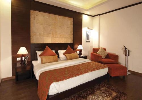 Bareilly Hotel | Budget-Friendly Comfort Inn with Family Amenities & Dining