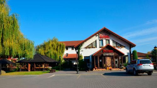 Kosuv Stary Hotel | Discover Hotel Complex Legenda: Pet-Friendly & Family Welcoming