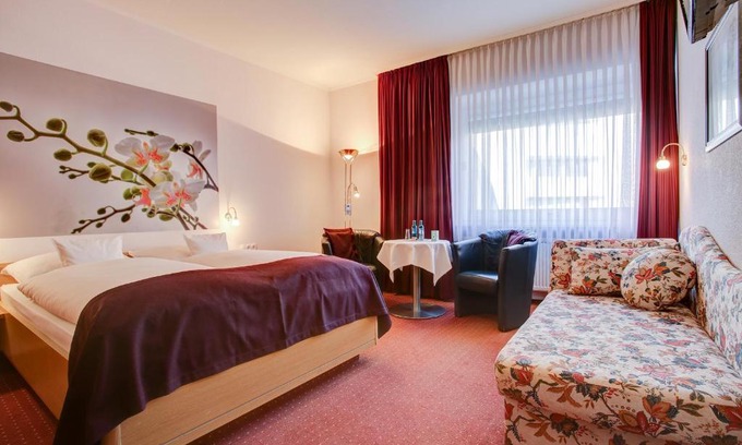 Vorstadt Hotel | Pet-Friendly Stay at INA Hotel Consul - Family Friendly Comfort