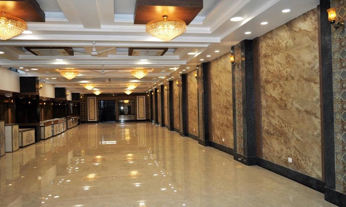 Bikaner Hotel | Guest Rated Hotel Continental Blue with Family-Friendly Amenities