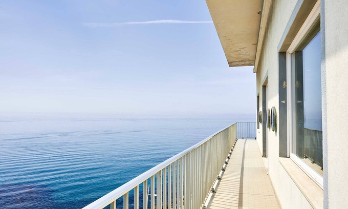Imperia Hotel | Discover Hotel Corallo: Ocean View & Spa Amenities Await