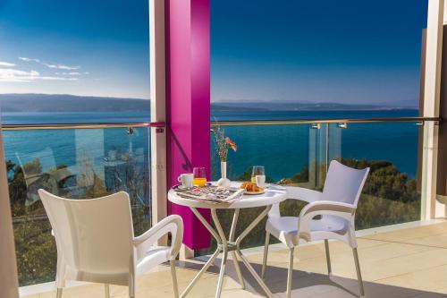 Crikvenica Hotel | Explore Oceanfront Comfort at Hotel Crikvenica