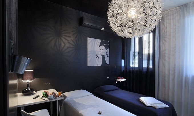 Centro Storico Sud Hotel | Experience Comfort at Hotel Cristallo with Spa & Breakfast