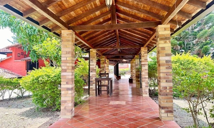 Los Santos Hotel | Budget-Friendly Hotel Cristo Rey Campestre with Spa & Breakfast