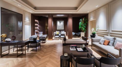 Porta Venezia Hotel | Indulge at Worldhotel Cristoforo Colombo - 4-Star Retreat