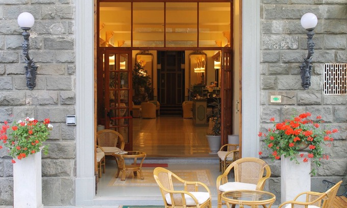 Vallombrosa Hotel | Explore Comfort and Relaxation at Hotel Croce di Savoia