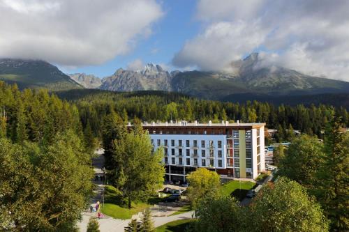 Strbske Pleso Hotel | Premier Stays at Hotel Crocus with Pool and Spa Access