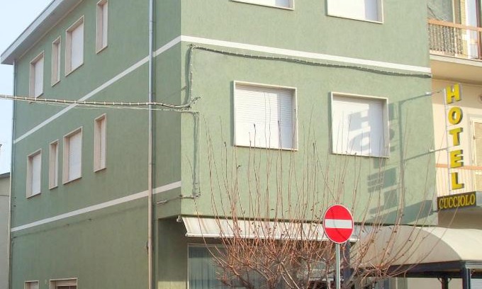 Donoratico Hotel | Family-Friendly Hotel Cucciolo with Hot Tub & Breakfast