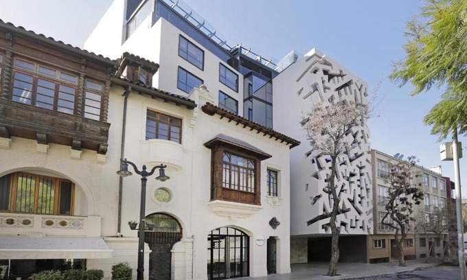 Lastarria Hotel | Discover Hotel Cumbres Lastarria: 5-Star Comfort & Amenities