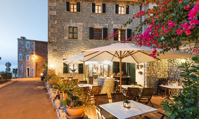 Banyalbufar Hotel | Explore Hotel d'interior Ca Mado Paula - Rated 9.4/10!