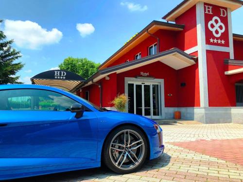 Basiano Hotel | Discover Hotel Daniel: 4-Star Comfort with Hot Tub & Dining