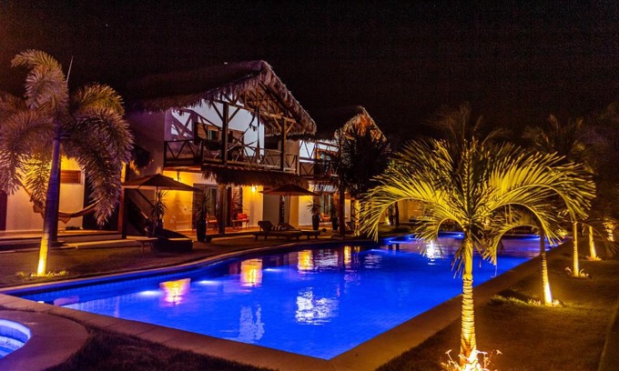 Fortim Hotel | Exceptional Hotel de Charme Illuminare Stile - 9.8 Rated Stay