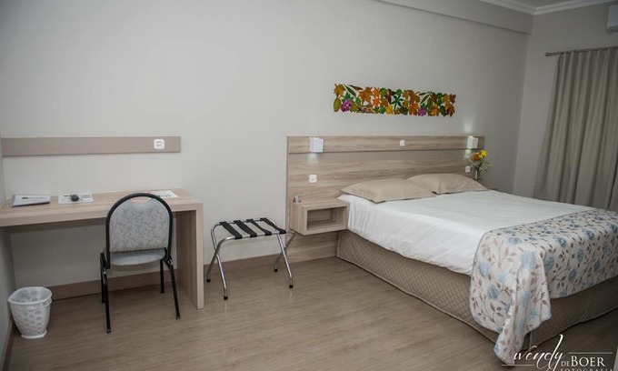 Colonia Hotel | Inviting Hotel De Klomp: Top-Rated with Family-Friendly Amenities