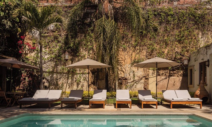 Centro Hotel | Discover Hotel De La Parra: 4-Star Retreat with Spa & Pool