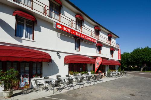 Bar-sur-Aube Hotel | Pet-Friendly Retreat at HOTEL DE LA POMME D'OR