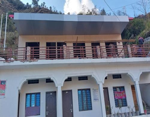Sitapur House | Family-Friendly Hotel Deep Kishan by StayApart Awaits You