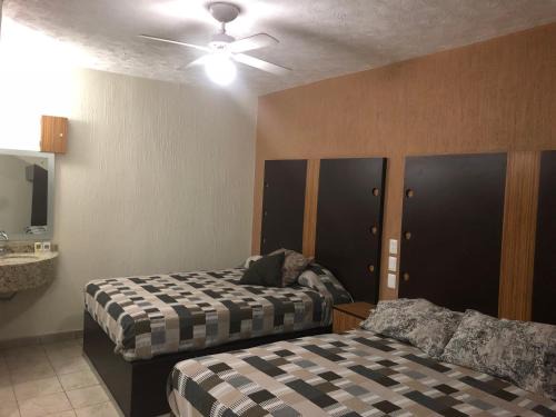 Leon Hotel | Family-Friendly Retreat at Hotel del Carmen - 8.1/10 Rated