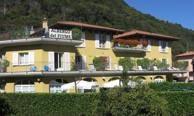 Cannobio Hotel | Discover Comfort at Hotel Del Fiume with Oceanfront Views