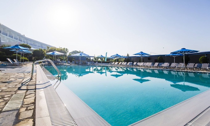 Sarakiniko Resort | Experience Hotel Delphi Beach - All-Inclusive 4-Star Retreat