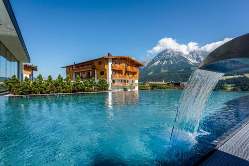 Ellmau Hotel | Hotel Der Bär: Unwind with Pool and Family-Friendly Amenities
