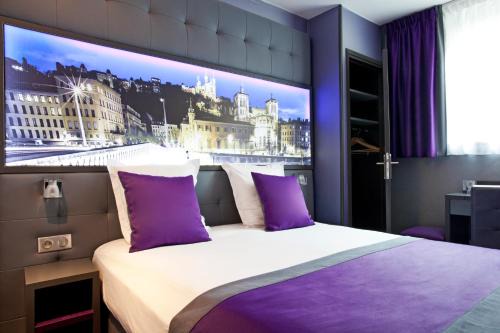 Carnot - Gailleton Hotel | Convenient Hotel des Savoies Lyon Perrache for Families & Pets