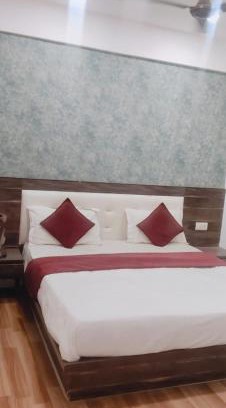 Ahmedabad Hotel | Hotel Dev Palace