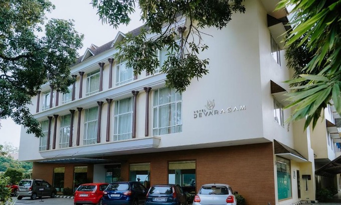 Guruvayur Hotel | Discover Devaragam: Family-Friendly Stay with Great Amenities