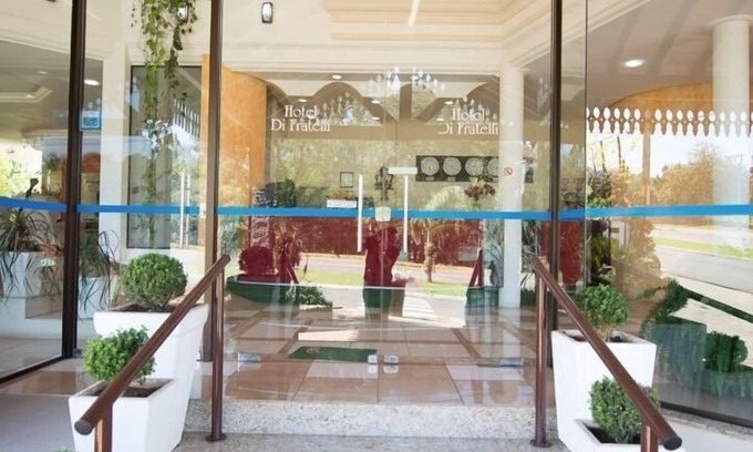 Dois Irmaos Hotel | Family-Friendly Hotel Di Fratelli with Great Amenities