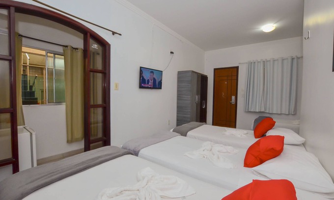 Piata Hotel | Budget-Friendly Hotel Diamante Negro in Salvador