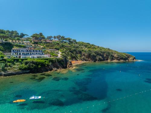 Capoliveri Hotel | Experience Oceanfront Comfort at Hotel Dino, Rated 9/10
