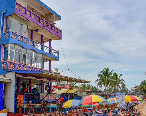 Nalagasdeniya Hotel | Oceanfront Hotel Dolphin Hikkaduwa with Breakfast Included