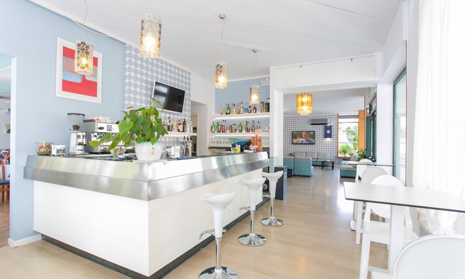 Faro Hotel | Discover Hotel Domingo: Rated 9.4 with Spa & Family Amenities