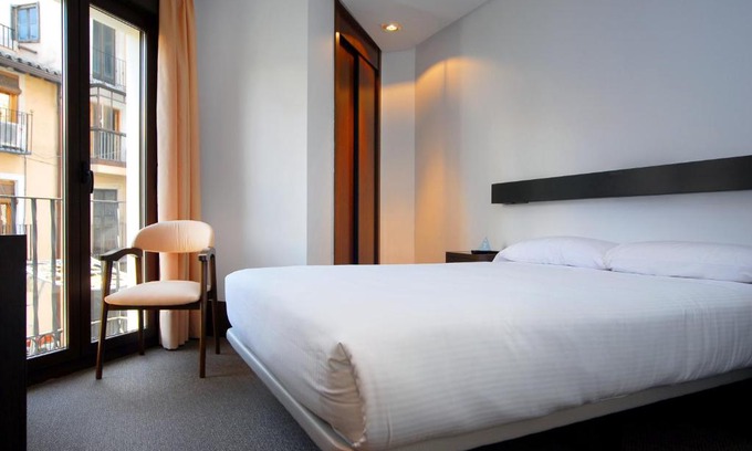 Toledo City Center Hotel | Family-Friendly Hotel Domus Plaza Zocodover with Great Ratings