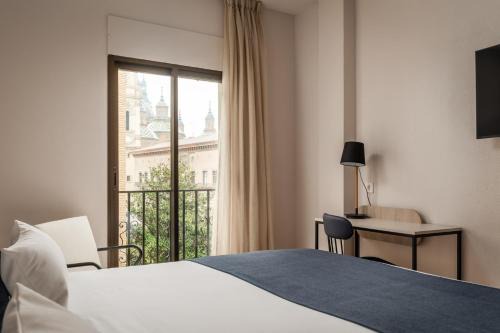 Zaragoza Old Town Hotel | Discover Hotel Don Jaime 54: Family-Friendly Comfort